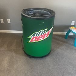 Mountain Dew Cooler (no Lid)