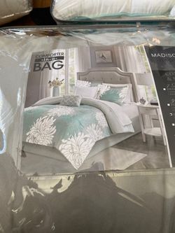 Queen 9 pcs set