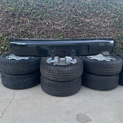 Porsche 911/964 Rear Bumper Black. Good Condition.