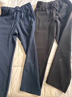Lululemon pants both size small