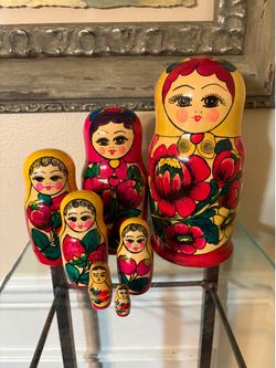 Vintage Wooden Russian Nesting Dolls .Set of 7