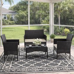 Loveseat, Chair & Coffee Table 4-piece Outdoor Set - Wicker