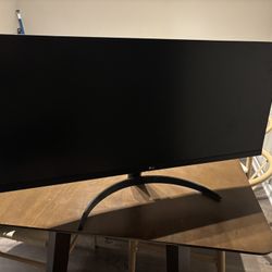 LG 32 Wide Screen Gaming Monitor
