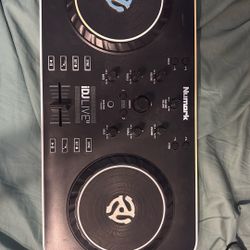 IDJ LIVE 2 iphone portable mixer Table! 