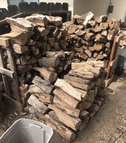 Oak And Eucalyptus Firewood (stockpile Winter Heating)