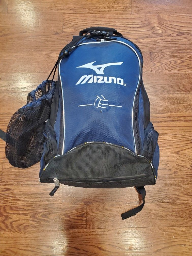 Mizuno Backpack Organizer Series Equipment Bag, good for golf, baseball, soccer, volleyball sport