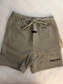 Essentials Men’s Shorts