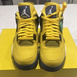 Brand new Lightning 4s size 7.5