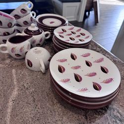 Vintage 1950 Stangl pottery Windfall