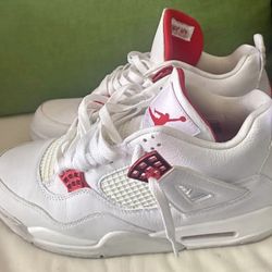 Air Jordan ‘Metallic Pack’ 4