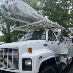 Bucket Truck