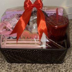 Valentine’s Day Baskets 