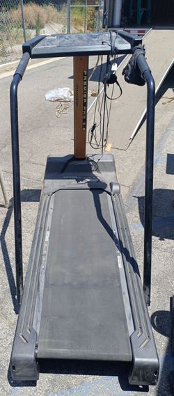 Vitamaster Premier Pro 2.5 Programmable Incline Treadmill - $450