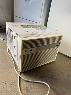 Danby AC Window Unit From Costco 