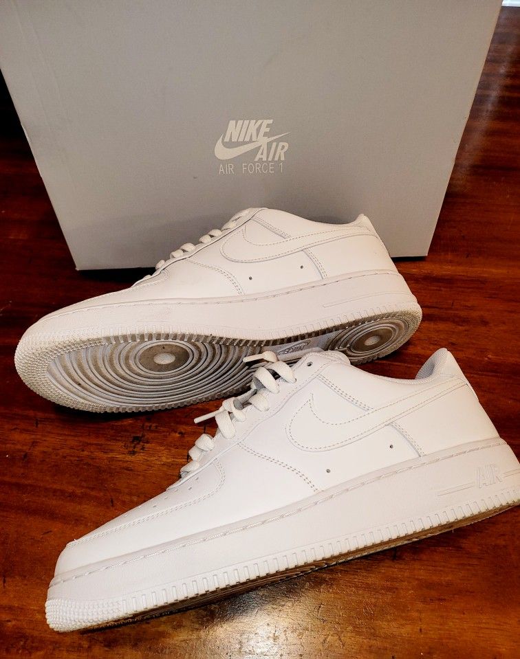 Nike (All White) low top AIR FORCE 1