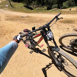 Banshee downhill mtb