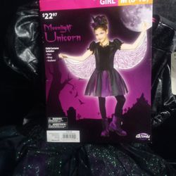 Costume