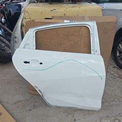 Malibu 16-25 Rear Right Door Passenger 