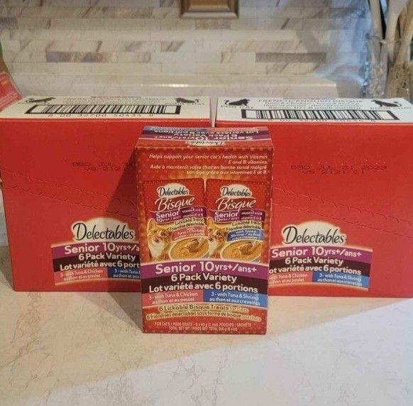 Delectables Bisque Cat Treats