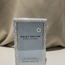 Daisy Dream Marc Jacob’s