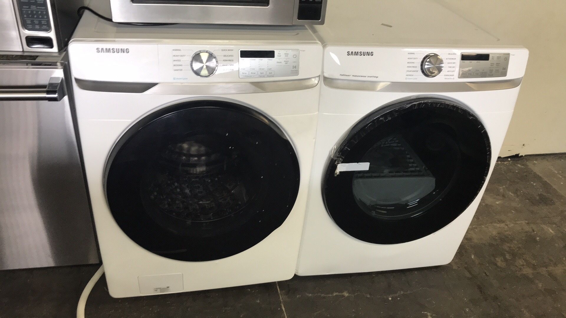 Samsung He Front Load Washer And New Open Box Samsung Gas Dryer With Steam And Drying Rack