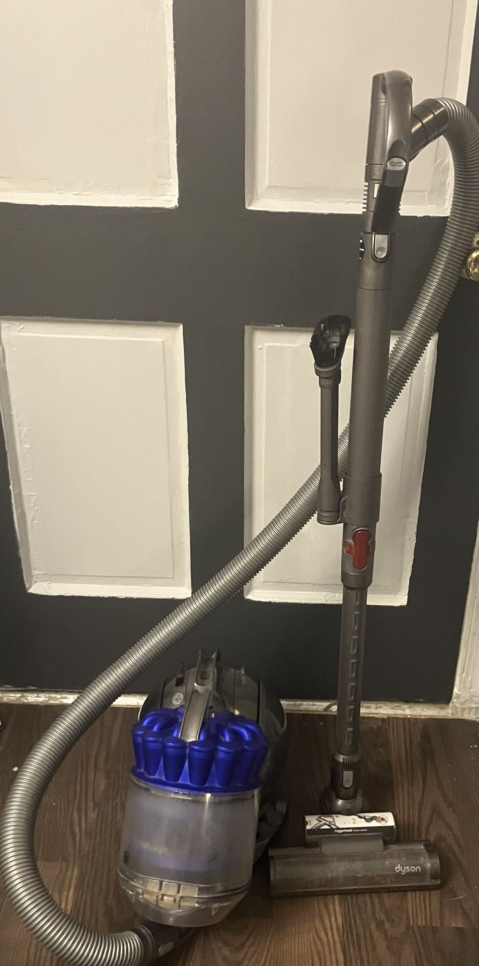Dyson DC 39 Vacuum