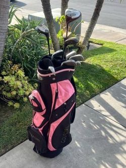 └➤➤➤ Women's Right-Handed | Mixed Cowgirl Golf Set | 12 Clubs + Golf B -