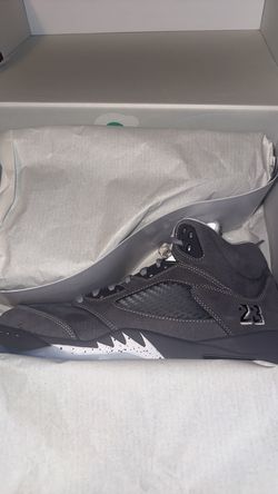 Jordan 5 wolf grey