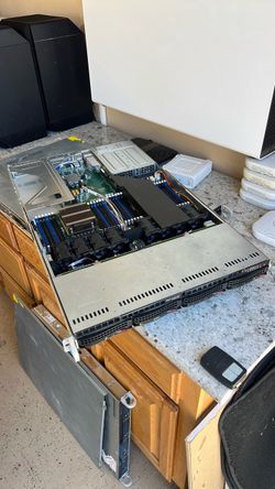 Supermicro X10DRU-i+ 1u server