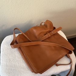 Like New Beautiful Cognac/Tan Pebble Leather Bucket Handbag