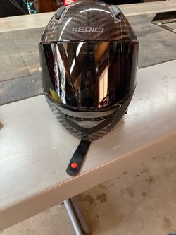 Sedici carbon helmet