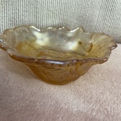 Vintage Marigold blackberry carnival glass bowl