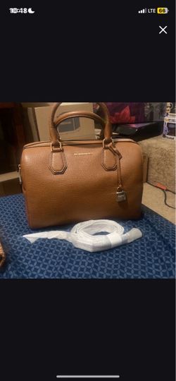 Micheal kors purse worn a few times