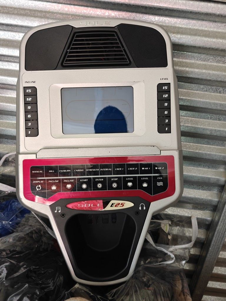 Sole E25 Elliptical Monitor