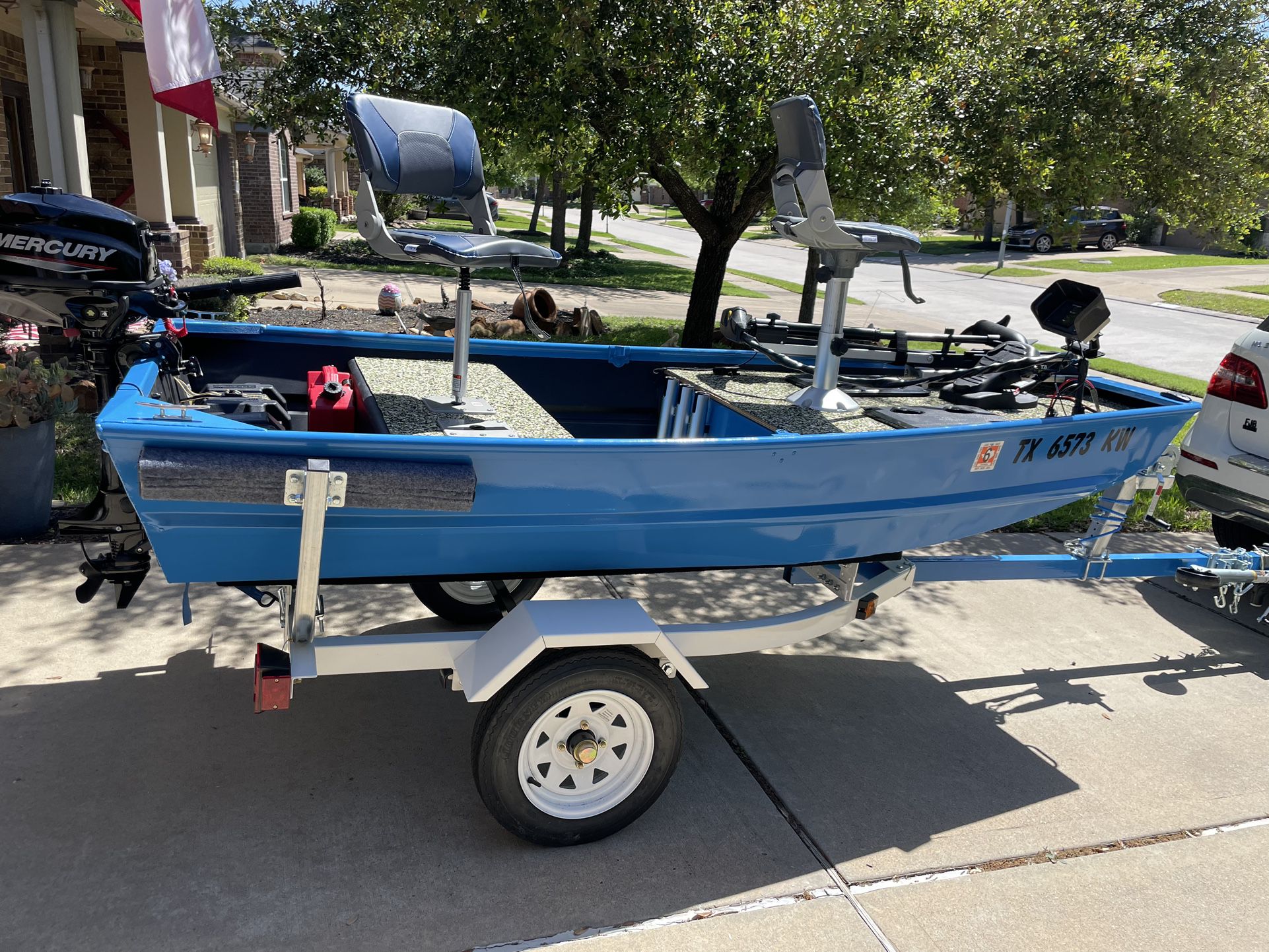 2023 Tracker Custom 10' Jon Boat