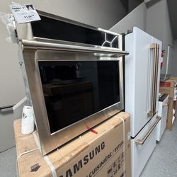 Monogram 30’ Single Wall Oven 