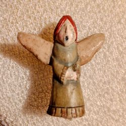 Beautiful Vintage Ceramic Angel Brooch Pin