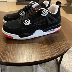 Nike Jordan Retro 4 Men’s Size 10 (New-Nuevos)