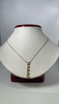 14k gold chain necklace with drop pendant