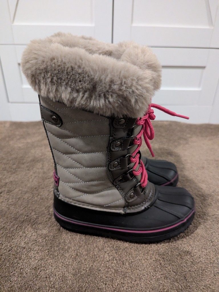 Girls London Fog Snow/Winter Boots......$25 Cash