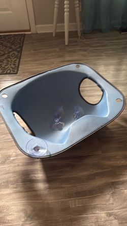 Cat window seat new