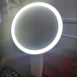 Lighted Makeup Mirror 