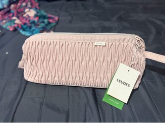 Leudes Ruched Matelassé Travel Bag