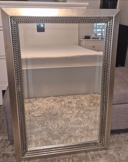 Miror