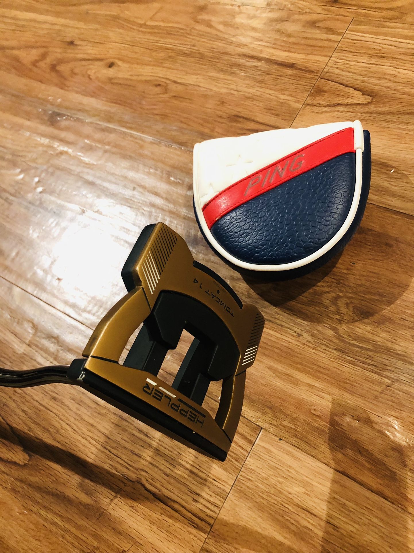 Ping Heppler Tomcat 14 Putter Black Dot Headcover Right-Hand