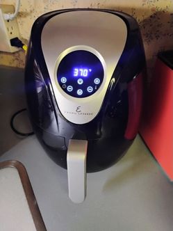 Emeril Lagasse Digital Air Fryer with silicone basket liner