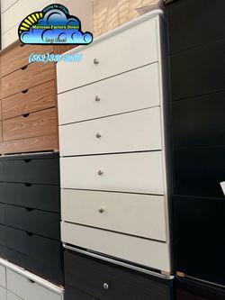 Five drawer white compressed cajonera Comoda nueva