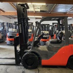 2020 Toyota 8FG35U Forklift 