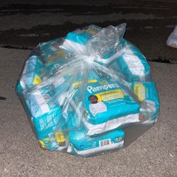 Baby Diapers Size 1/Newborn And Baby Wipes