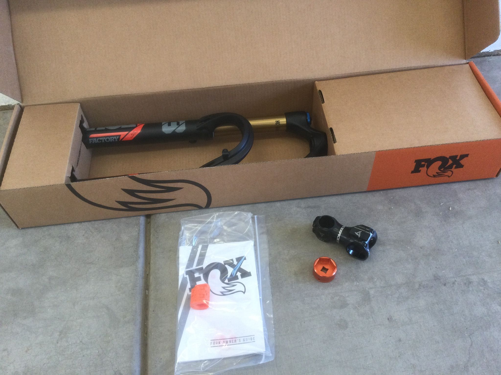 Fox Fork 36 Factory Pivot Specialized Trek Santa Cruz
